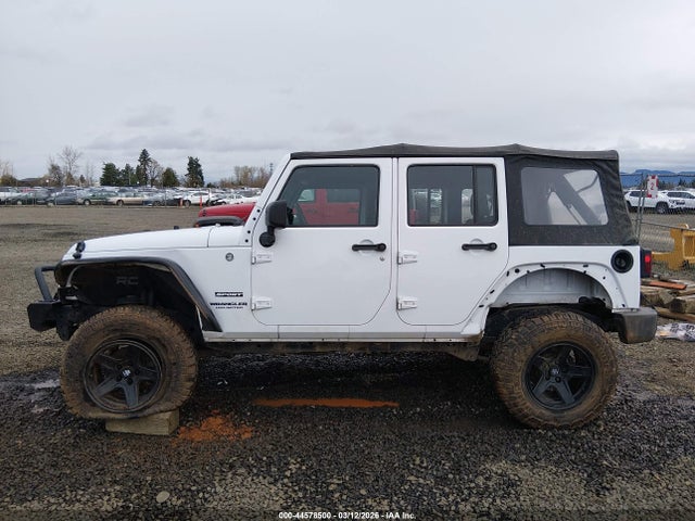 1C4BJWDGXFL517149 Jeep Wrangler Unlimited Sport