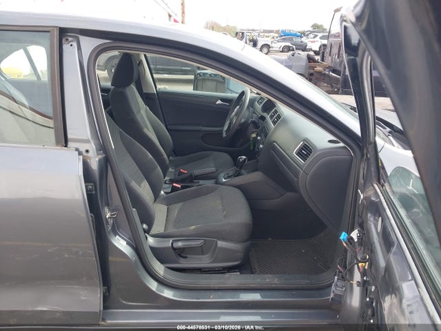Продаж на аукціоні авто 2013 Volkswagen Jetta 2.0l S, vin: 3VW2K7AJXDM405012, номер лоту: 44578531