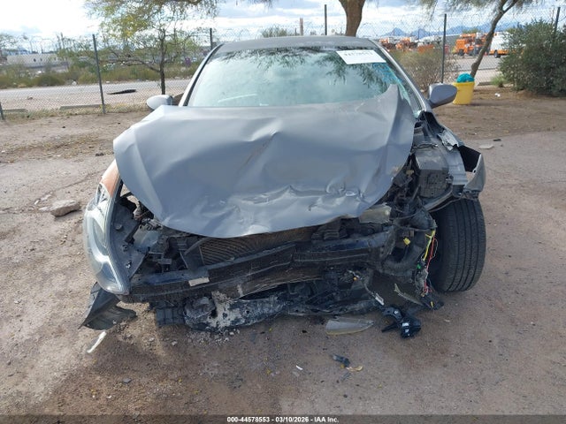 2013 Hyundai Elantra Gls/limited მანქანა იყიდება აუქციონზე, vin: 5NPDH4AEXDH210142, აუქციონის ნომერი: 44578553