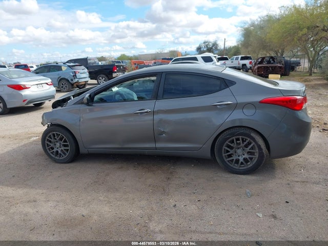 2013 Hyundai Elantra Gls/limited მანქანა იყიდება აუქციონზე, vin: 5NPDH4AEXDH210142, აუქციონის ნომერი: 44578553