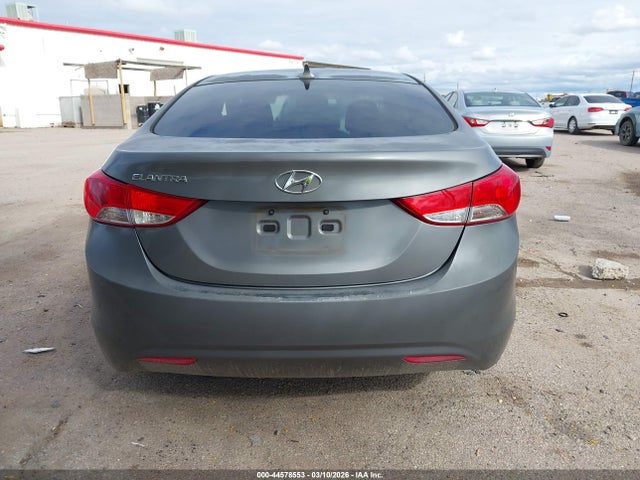 2013 Hyundai Elantra Gls/limited მანქანა იყიდება აუქციონზე, vin: 5NPDH4AEXDH210142, აუქციონის ნომერი: 44578553