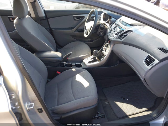 5NPDH4AE7EH477983 Hyundai ELANTRA SE