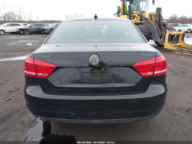 44578609 :رقم المزاد ، 1VWBT7A37EC088646 vin ، 2014 Volkswagen Passat 1.8t Se مزاد بيع