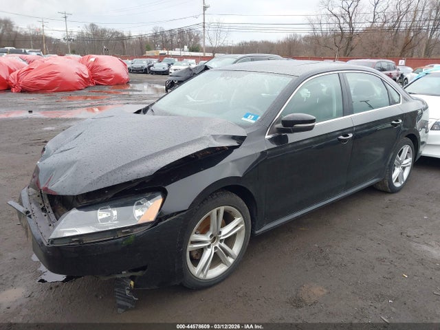 44578609 :رقم المزاد ، 1VWBT7A37EC088646 vin ، 2014 Volkswagen Passat 1.8t Se مزاد بيع