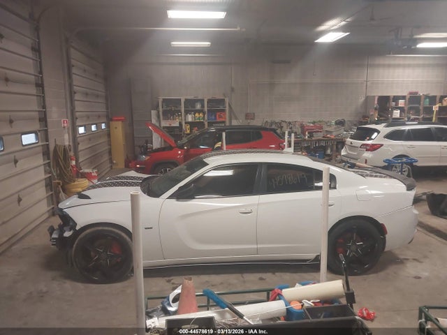 Продаж на аукціоні авто 2016 Dodge Charger R/t, vin: 2C3CDXCT0GH340341, номер лоту: 44578619