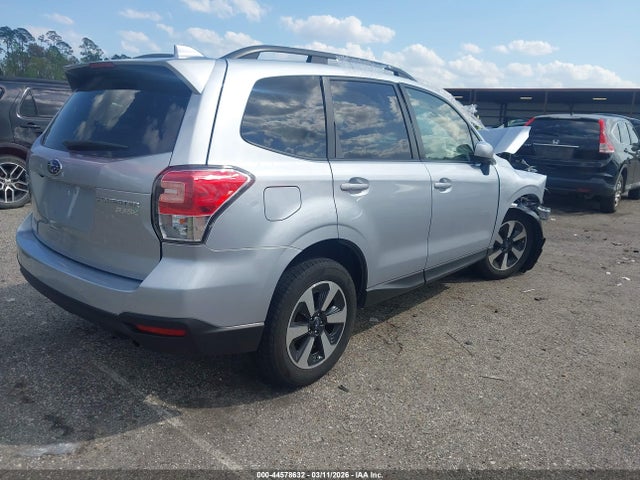 2017 SUBARU FORESTER JF2SJAGC8HH589793 Photo 3