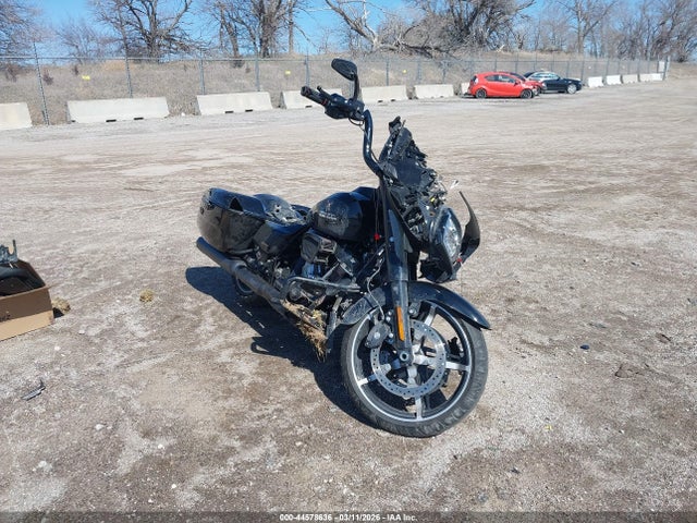 2024 HARLEY-DAVIDSON FLHX 1HD1KB719RB625859 Photo 0