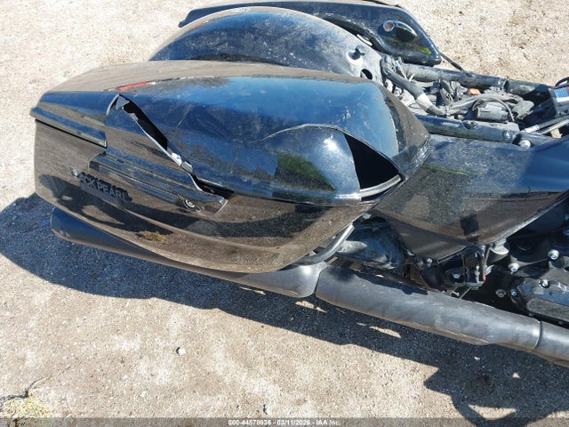 Harley-Davidson FLHX 2024 1HD1KB719RB625859 Image 17