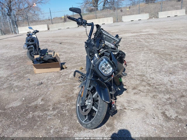 2024 HARLEY-DAVIDSON FLHX 1HD1KB719RB625859 Photo 4