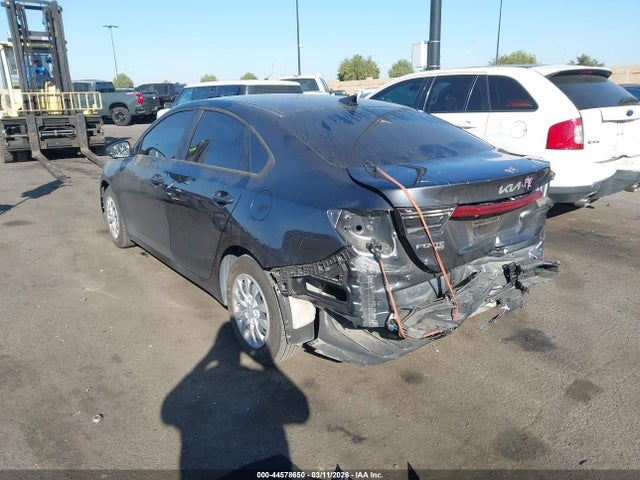 3KPF24AD0PE507673 KIA FORTE LX