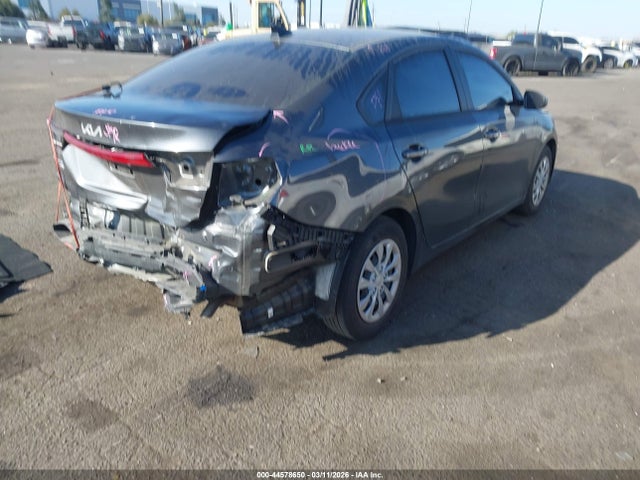 3KPF24AD0PE507673 KIA FORTE LX