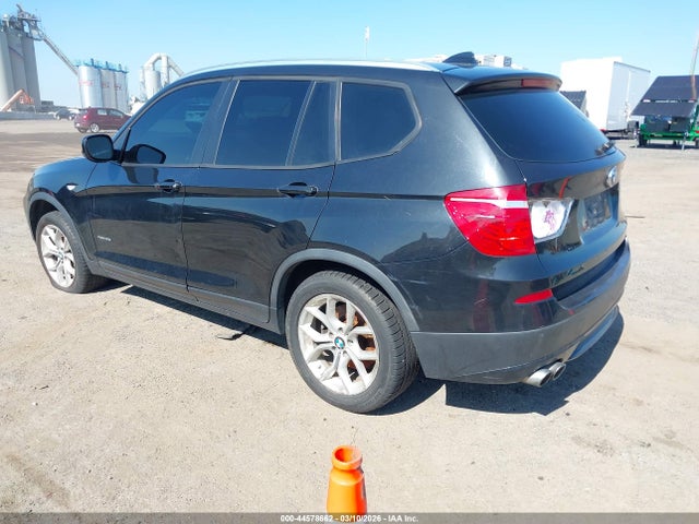 2014 BMW X3 5UXWX7C54E0E80879 Photo 2