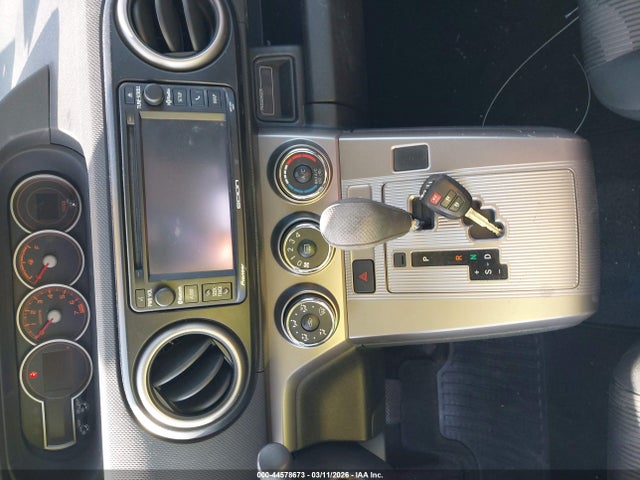 Scion XB 2015 JTLZE4FE7FJ078849 Image 11
