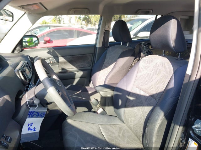Scion XB 2015 JTLZE4FE7FJ078849 Image 19