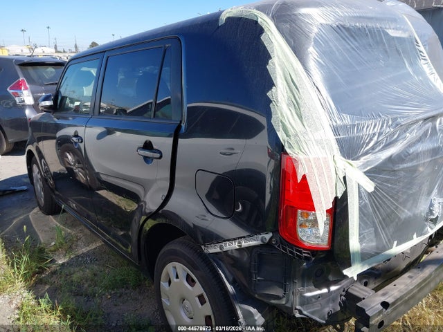 Scion XB 2015 JTLZE4FE7FJ078849 Image 3