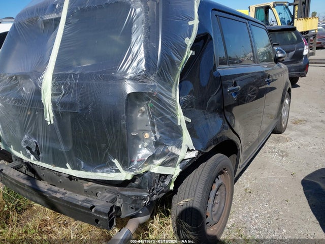 Scion XB 2015 JTLZE4FE7FJ078849 Image 4