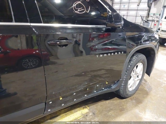 1GNERFKW5JJ107564 Chevrolet Traverse Ls