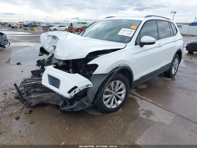 2018 Volkswagen Tiguan 2.0t S მანქანა იყიდება აუქციონზე, vin: 3VV1B7AX6JM074493, აუქციონის ნომერი: 44578706