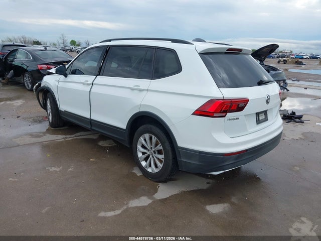 2018 Volkswagen Tiguan 2.0t S მანქანა იყიდება აუქციონზე, vin: 3VV1B7AX6JM074493, აუქციონის ნომერი: 44578706