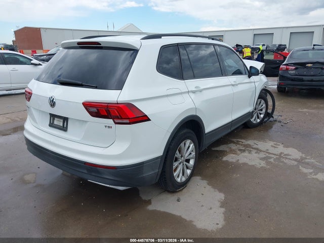 2018 Volkswagen Tiguan 2.0t S მანქანა იყიდება აუქციონზე, vin: 3VV1B7AX6JM074493, აუქციონის ნომერი: 44578706
