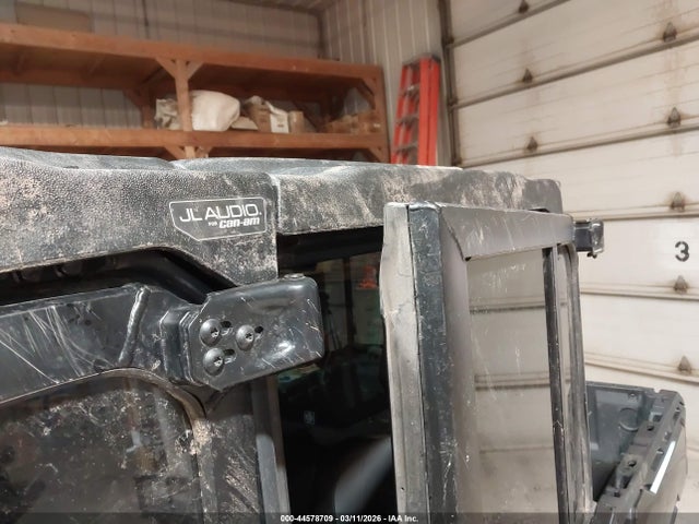 Can-Am Defender 2025 3JBUUAX48SK020063 Image 16