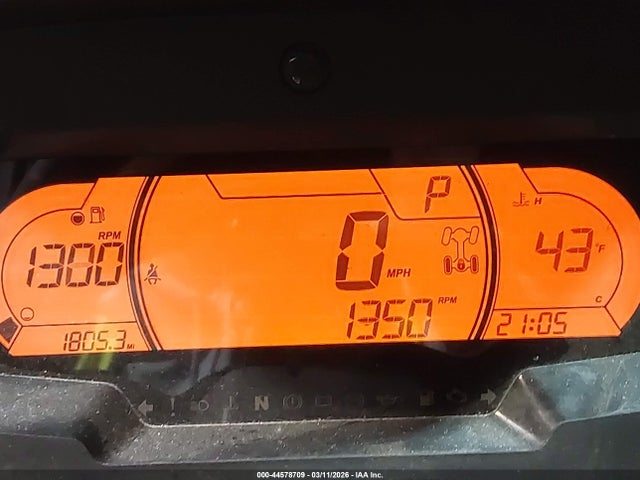 3JBUUAX48SK020063 Can-Am Defender