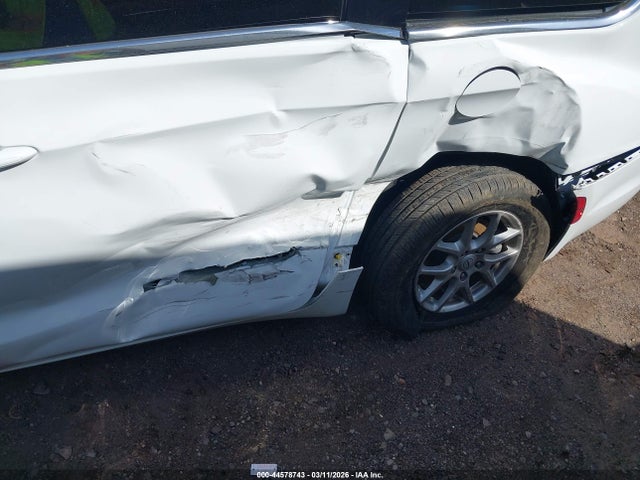 2025 CHRYSLER PACIFICA 2C4RC1BGXSR578498 Photo 5