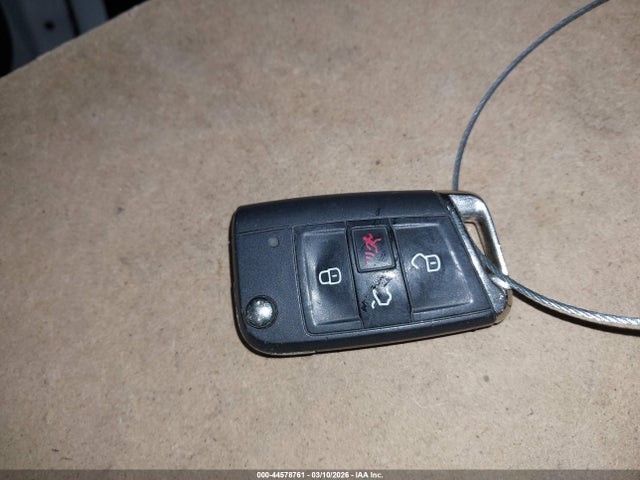 2020 VOLKSWAGEN TIGUAN 3VV2B7AX1LM036502 Photo 10