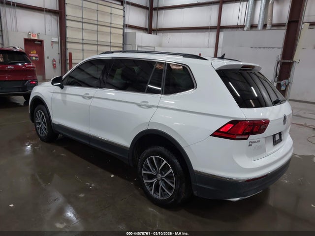 2020 VOLKSWAGEN TIGUAN 3VV2B7AX1LM036502 Photo 2