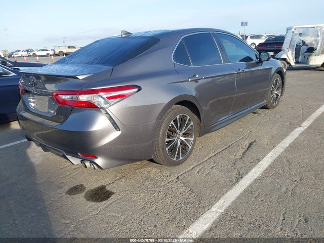 4T1B11HK8KU838852 Toyota CAMRY SE