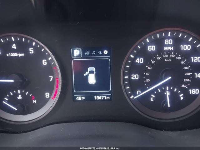 KM8J3CA43HU334621 Hyundai TUCSON SE