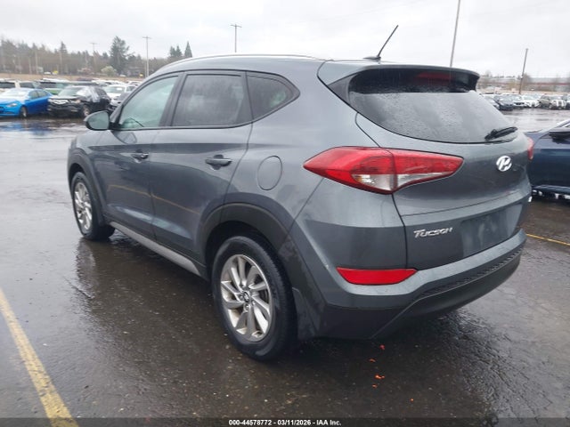 KM8J3CA43HU334621 Hyundai TUCSON SE