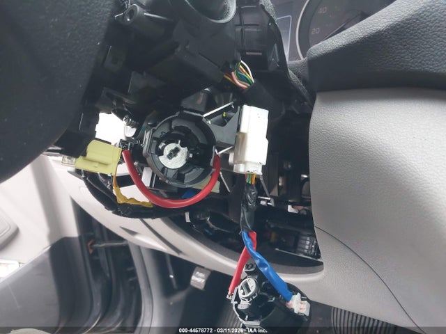 KM8J3CA43HU334621 Hyundai TUCSON SE