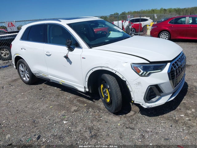 2023 Audi Q3 Premium Plus 45 Tfsi S Line Quattro Tiptronic მანქანა იყიდება აუქციონზე, vin: WA1EECF3XP1143336, აუქციონის ნომერი: 44578777