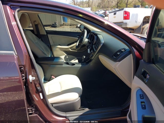 5XXGM4A73FG469662 KIA Optima Lx