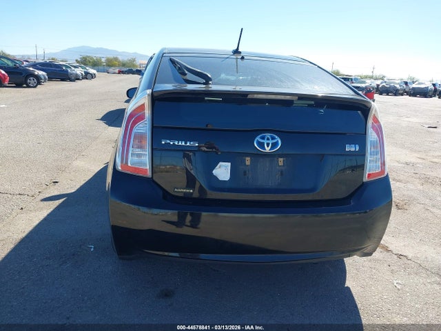 Toyota Prius Three 2014 JTDKN3DU1E1790130 Image 16
