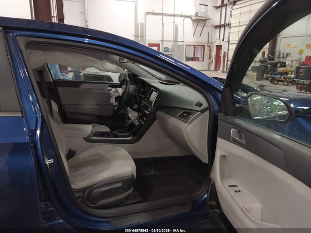 5NPE24AF3KH803966 Hyundai SONATA SE