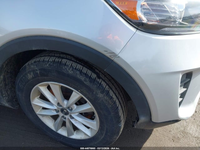 5XYPGDA50KG440504 KIA Sorento 3.3l Lx
