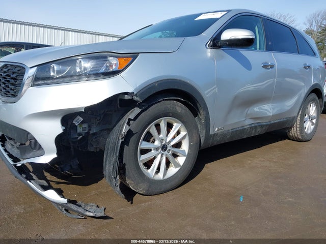 5XYPGDA50KG440504 KIA Sorento 3.3l Lx