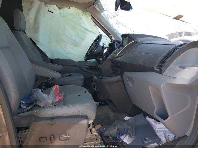 44578867 :رقم المزاد ، 1FTBW3XVXFKA49536 vin ، 2015 Ford Transit-350 مزاد بيع