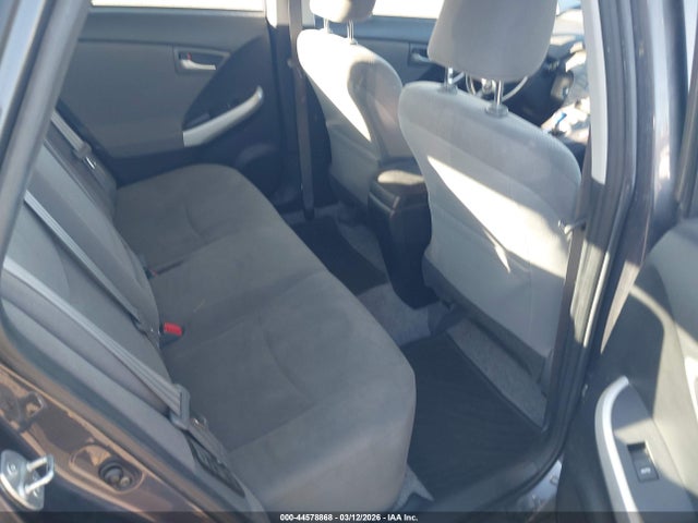 Toyota Prius Three 2015 JTDKN3DU1F0456980 Image 8