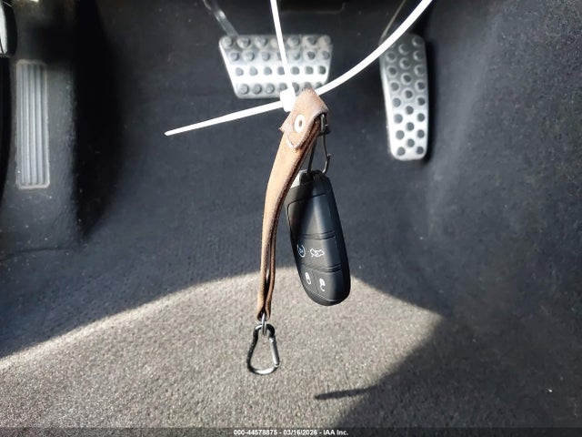 2019 DODGE CHALLENGER 2C3CDZBT4KH737508 Photo 10