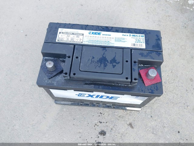 4T1B11HK6JU669977 Toyota CAMRY SE