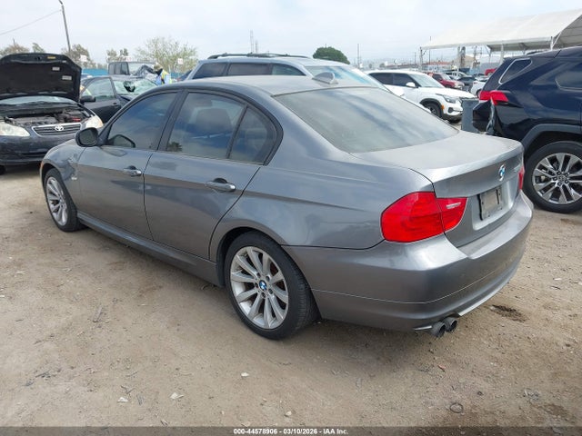 44578906 :رقم المزاد ، WBAPH7C51BE131240 vin ، 2011 Bmw 328i مزاد بيع