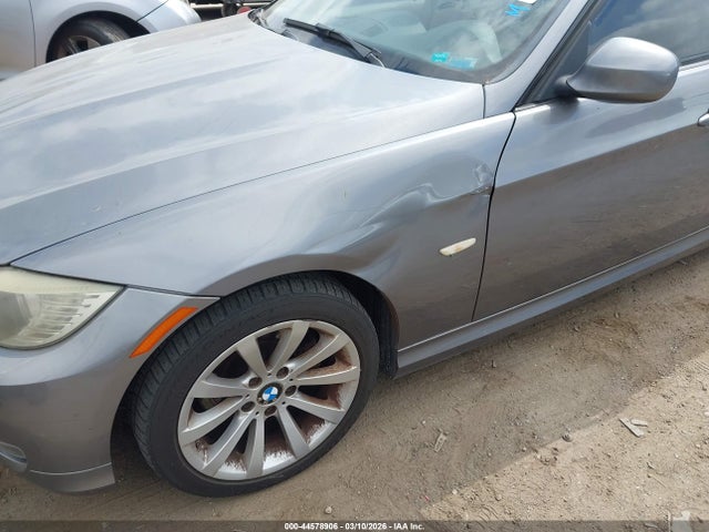 44578906 :رقم المزاد ، WBAPH7C51BE131240 vin ، 2011 Bmw 328i مزاد بيع