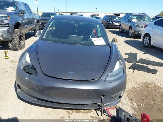44578972 :رقم المزاد ، 5YJ3E1EA6JF034629 vin ، 2018 Tesla Model 3 مزاد بيع
