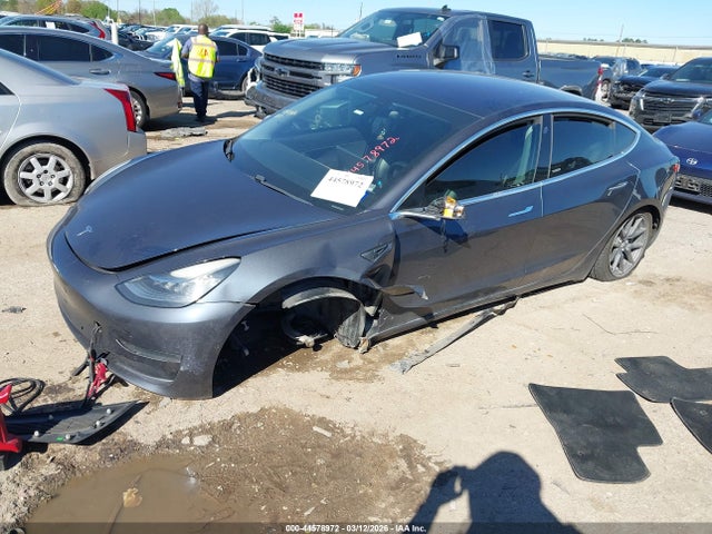 44578972 :رقم المزاد ، 5YJ3E1EA6JF034629 vin ، 2018 Tesla Model 3 مزاد بيع