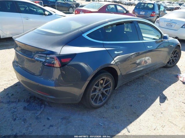 44578972 :رقم المزاد ، 5YJ3E1EA6JF034629 vin ، 2018 Tesla Model 3 مزاد بيع