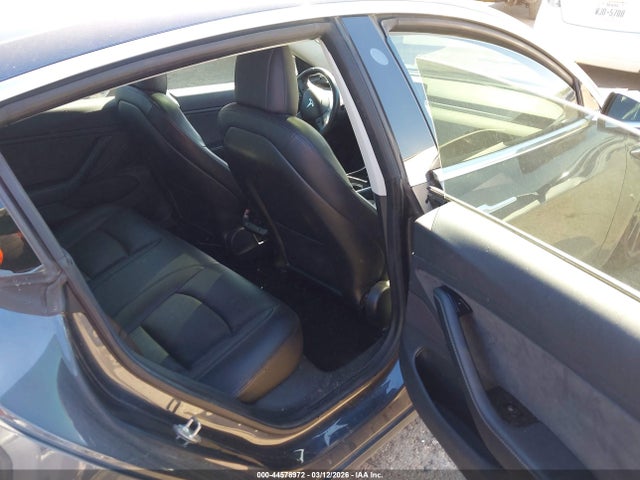 44578972 :رقم المزاد ، 5YJ3E1EA6JF034629 vin ، 2018 Tesla Model 3 مزاد بيع