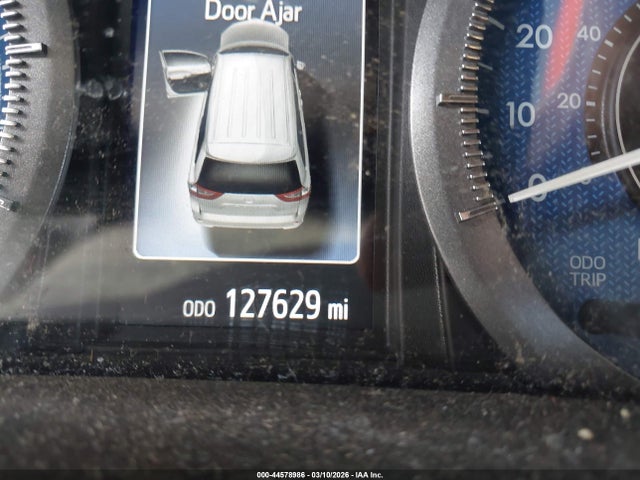 5TDYZ3DC1HS788584 Toyota Sienna Limited 7 Passenger